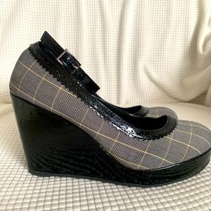 Plaid Wedge with Patent Ankle Strap and Trim Size 7.5